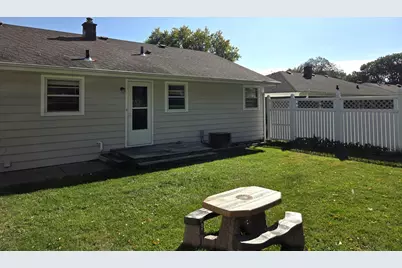 204 Warren Avenue, Rockford, IL 61107 - Photo 23