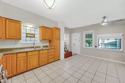7644 S Lafayette Avenue, Chicago, IL 60620 - Photo 9