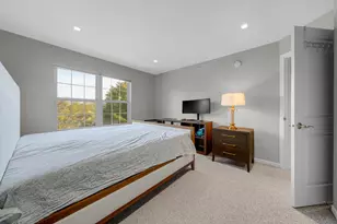 2537 Waterbury Ln, Buffalo Grove, IL 60089 - Photo 21