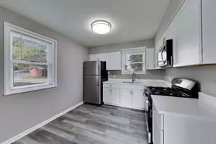 902 E Rockland Rd, Libertyville, IL 60048 - Photo 7