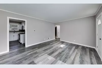 902 E Rockland Road, Libertyville, IL 60048 - Photo 5