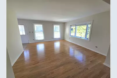 [Address not provided], Schaumburg, IL 60193 - Photo 3