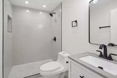7914 S Essex Avenue, Chicago, IL 60617 - Photo 13