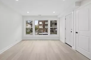 7914 S Essex Ave, Chicago, IL 60617 - Photo 5