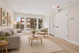 7914 S Essex Ave, Chicago, IL 60617 - Photo 3
