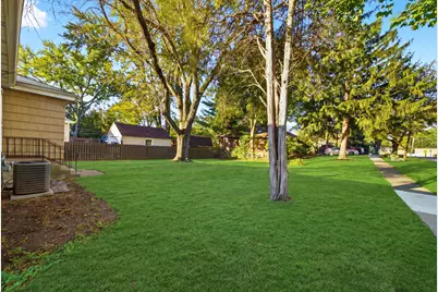 502 S 3rd Street, West Dundee, IL 60118 - Photo 19
