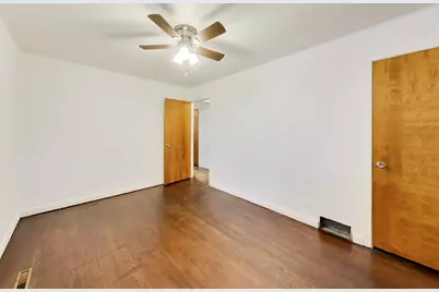 2183 Laura Lane, Des Plaines, IL 60018 - Photo 9
