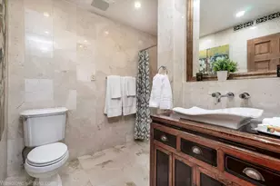 290 Hawthorn Ln, Hoffman Estates, IL 60169 - Photo 17