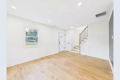 1623 Sawyer Avenue, Wheaton, IL 60187 - Photo 13