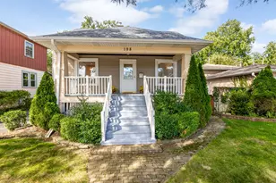 198 W Quincy St, Riverside, IL 60546 - Photo 1