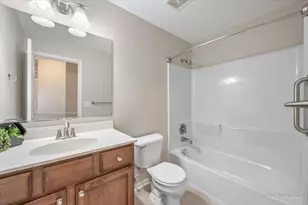 1671 Maple Ave, Hanover Park, IL 60133 - Photo 23