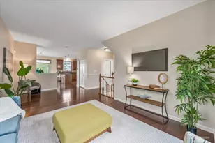 1671 Maple Ave, Hanover Park, IL 60133 - Photo 9