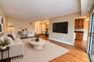 6820 Joliet Rd, Indian Head Park, IL 60525 - Photo 7