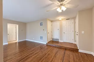 6820 Joliet Rd, Indian Head Park, IL 60525 - Photo 31