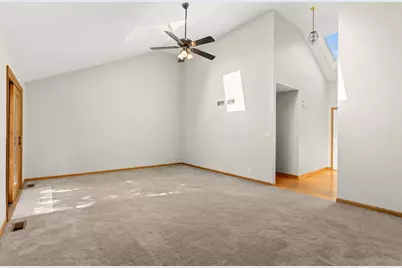757 N First Street, Elburn, IL 60119 - Photo 7