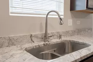 1004 Daniel St, Plano, IL 60545 - Photo 11
