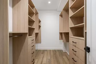 3721 N Kenmore Ave, Chicago, IL 60613 - Photo 15