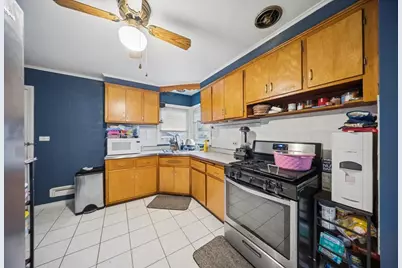 1372 S 6th Avenue, Des Plaines, IL 60018 - Photo 7