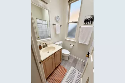 1923 N Howe Street #A, Chicago, IL 60614 - Photo 11