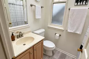 1923 N Howe St, Chicago, IL 60614 - Photo 11