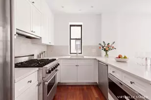 223 W 80th St, New York, NY 10024 - Photo 3