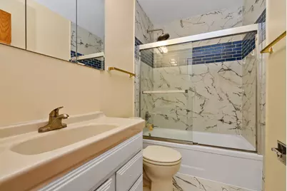7650 Northway Drive, Hanover Park, IL 60133 - Photo 9
