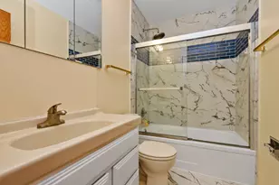 7650 Northway Dr, Hanover Park, IL 60133 - Photo 9