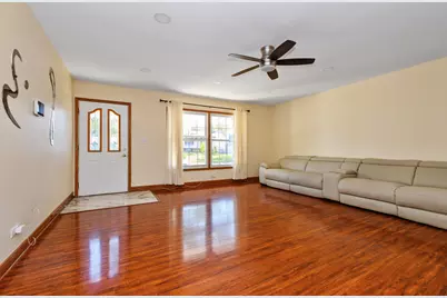 7650 Northway Drive, Hanover Park, IL 60133 - Photo 3