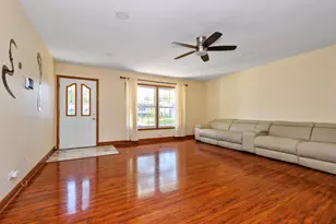 7650 Northway Dr, Hanover Park, IL 60133 - Photo 3