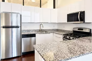 235 W Van Buren St, Chicago, IL 60607 - Photo 11
