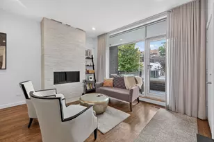 2012 W Shakespeare Ave, Chicago, IL 60647 - Photo 3