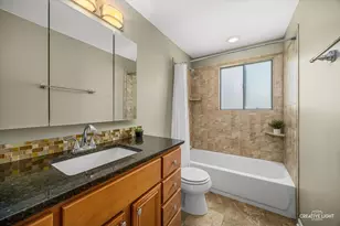 131 Fairlane Ct, Bloomingdale, IL 60108 - Photo 13