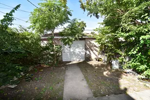 3000 S Kedvale Ave, Chicago, IL 60623 - Photo 9