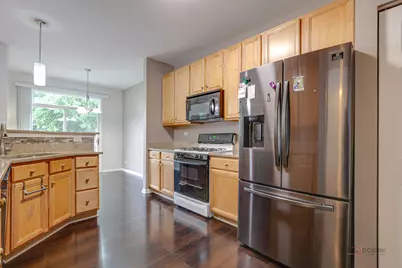 467 Pine Lake Circle, Vernon Hills, IL 60061 - Photo 23