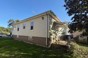 320 Blackstone St, Thornton, IL 60476 - Photo 7
