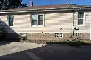 320 Blackstone St, Thornton, IL 60476 - Photo 5