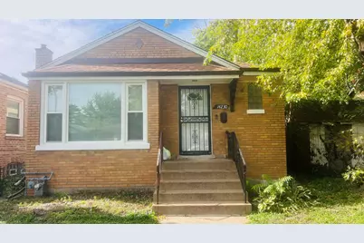 14230 S Wallace Avenue, Riverdale, IL 60827 - Photo 1