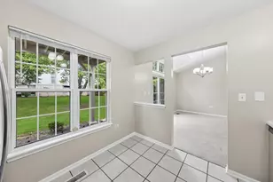 1922 Heron Ave, Schaumburg, IL 60193 - Photo 5
