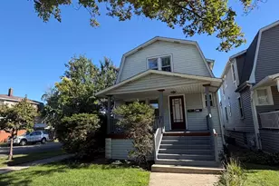 5377 N Magnet Ave, Chicago, IL 60630 - Photo 1