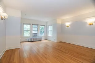 1319 W Early Ave, Chicago, IL 60660 - Photo 3