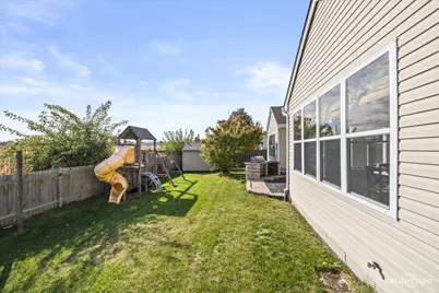366 Chautauqua Lane, Sycamore, IL 60178 - Photo 27