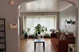 8632 S Jeffery Blvd, Chicago, IL 60617 - Photo 9