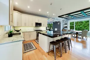 2311 N Arlington Heights Rd, Arlington Heights, IL 60004 - Photo 9