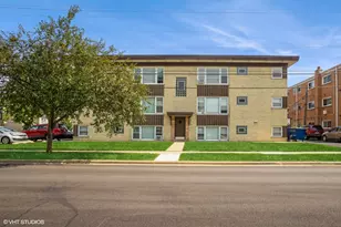 9791 Ivanhoe Ave, Schiller Park, IL 60176 - Photo 1