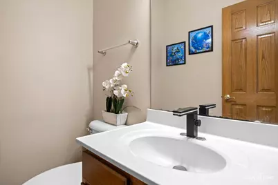 1222 Bristol Drive W, Sycamore, IL 60178 - Photo 17
