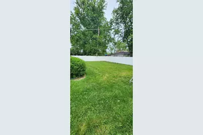 17107 Whitman Avenue, Hazel Crest, IL 60429 - Photo 3