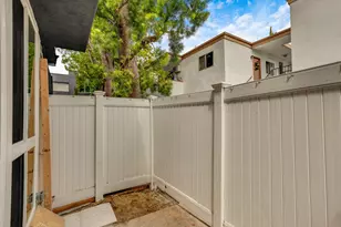 5142 Zelzah Ave, Encino, CA 91316 - Photo 25