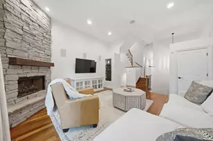[Address not provided], Chicago, IL 60642 - Photo 3