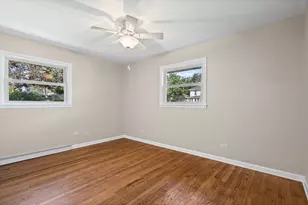1010 Laursen Ct, Antioch, IL 60002 - Photo 9