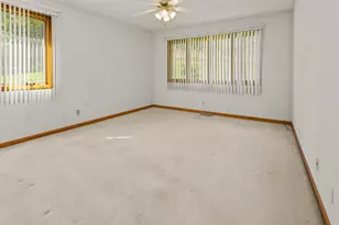 9 Hilgert Ct, Grant Park, IL 60940 - Photo 35